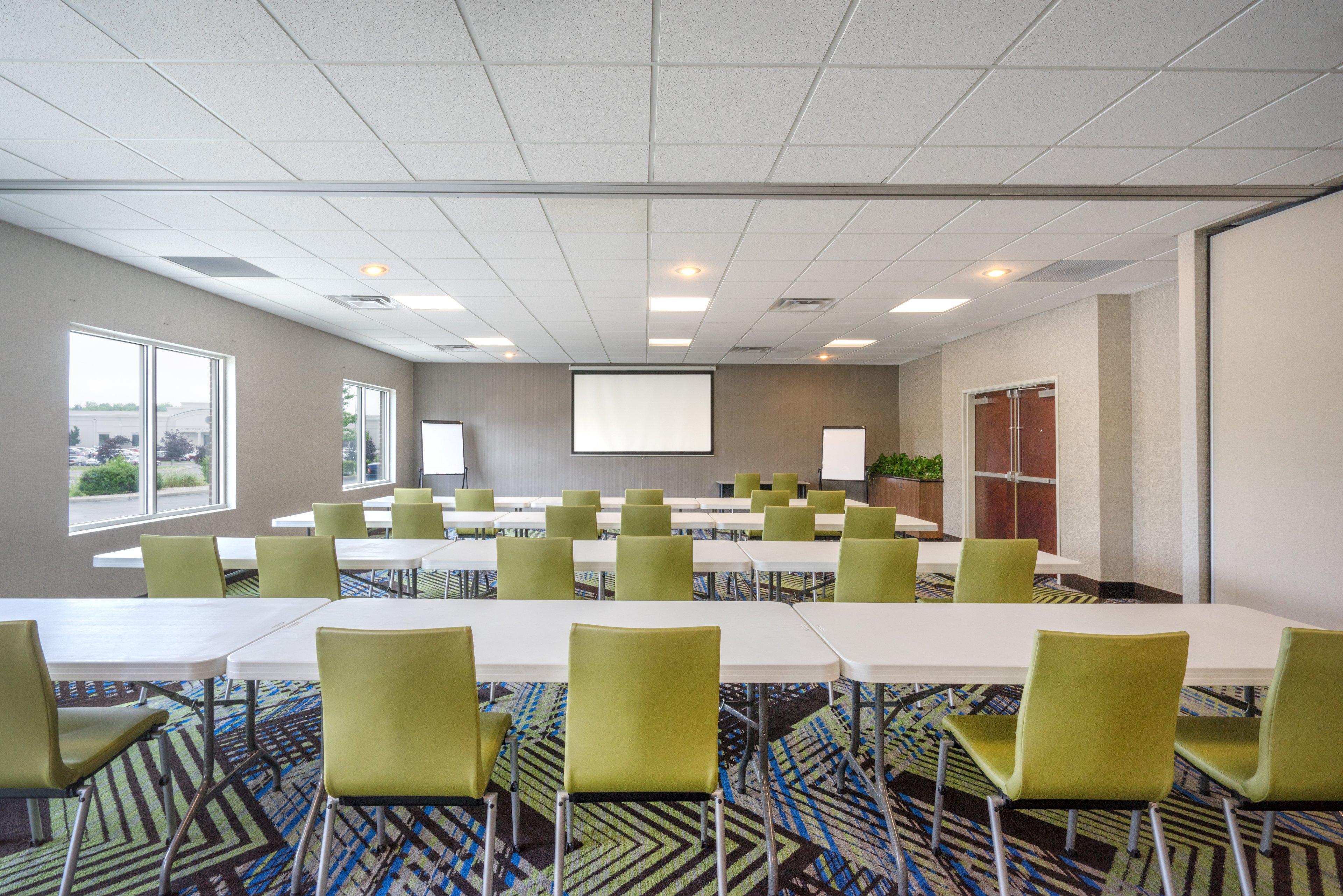 Holiday Inn Express Hotel & Suites Frankfort By Ihg Eksteriør billede