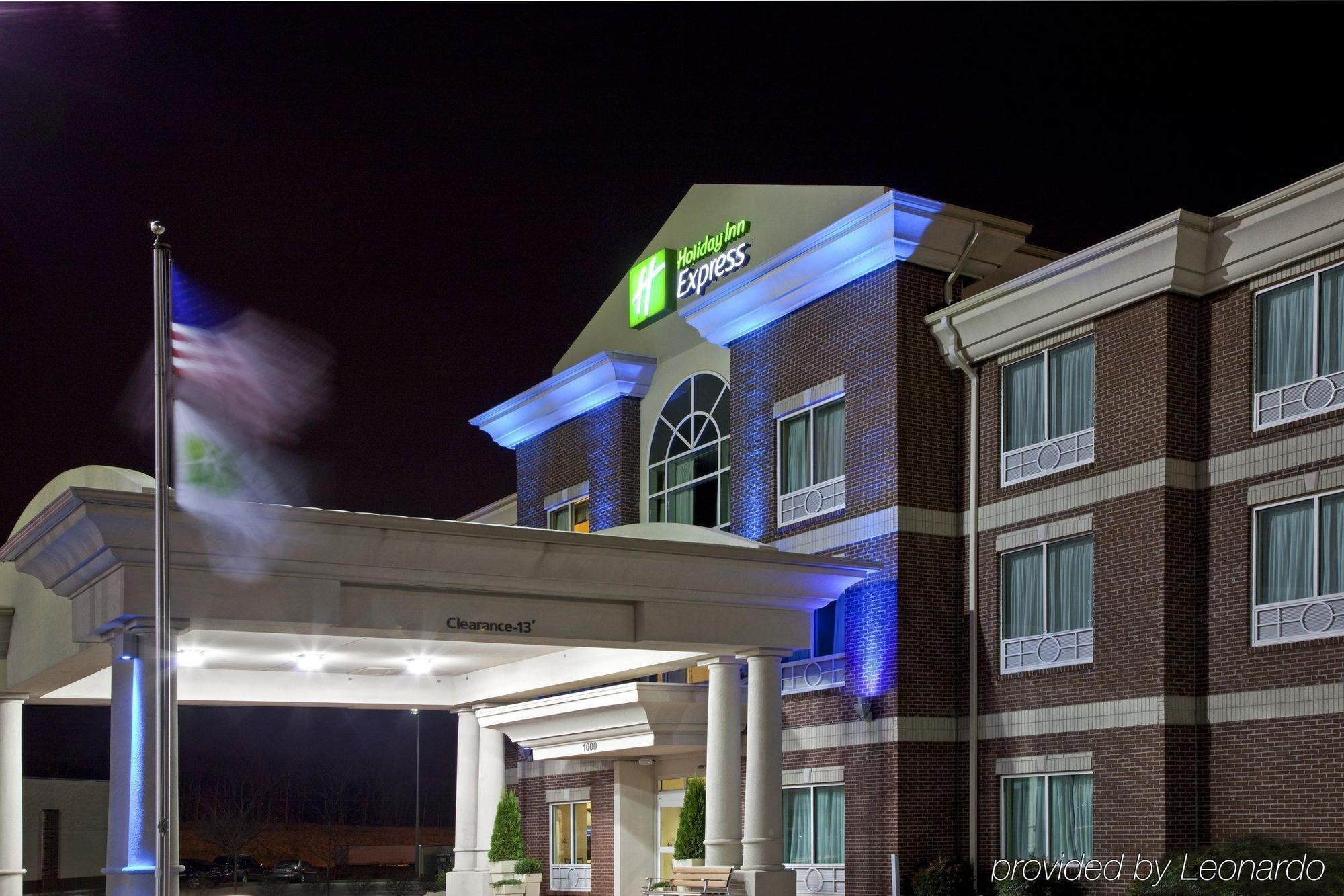 Holiday Inn Express Hotel & Suites Frankfort By Ihg Eksteriør billede